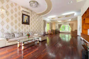 Palm Villa 16 - Biệt thự gần biển Bãi Sau Vũng Tàu 5 phòng ngủ & hồ bơi, bida